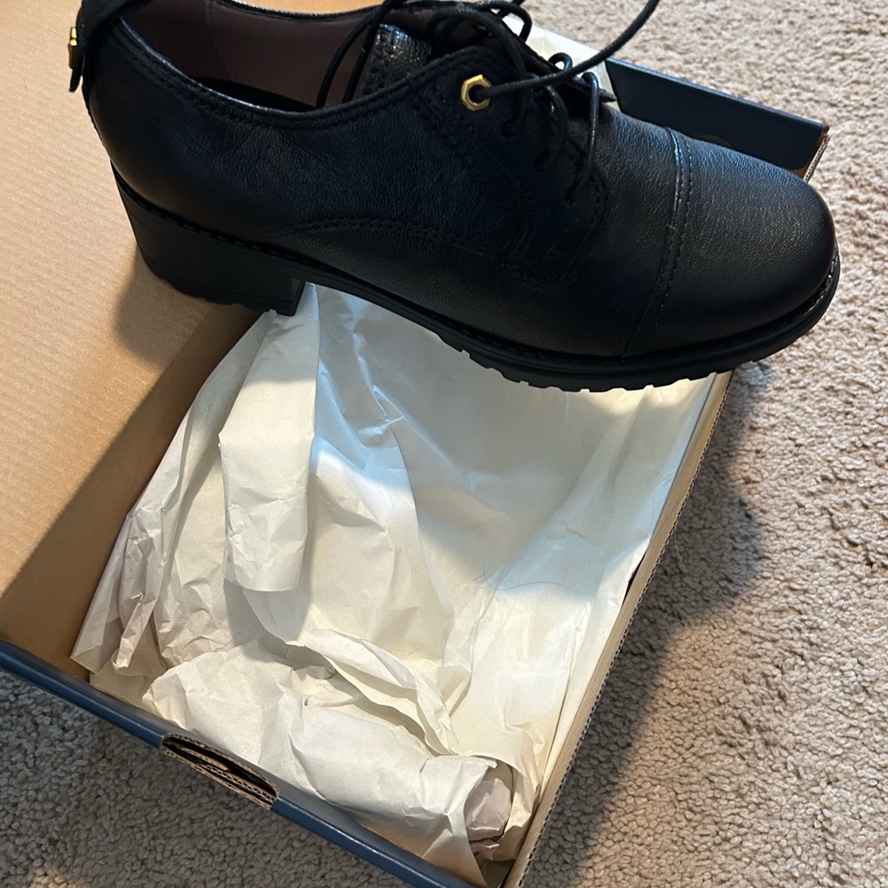 Women’s Cole Haan Black Leather Oxfords Size 8